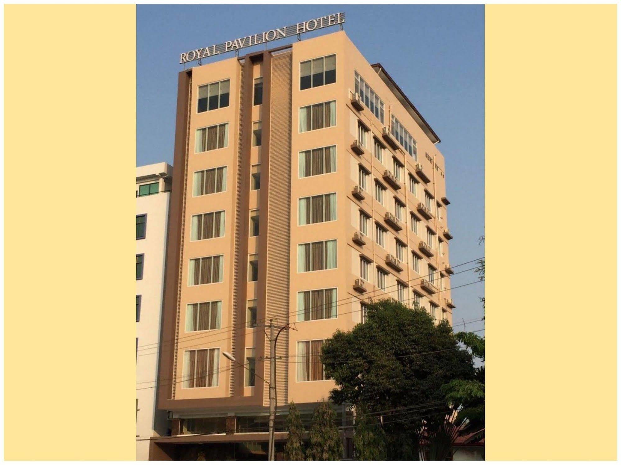Royal Pavilion Hotel Yangon Exterior foto